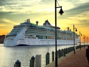 Royal Caribbean Beats Expectations in Q3