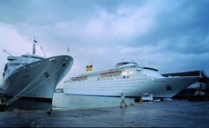 Greek Seamen on Strike for Two More Days