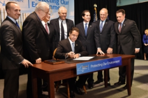 NY Governor Cuomo Vetoes Port Ambrose LNG Project