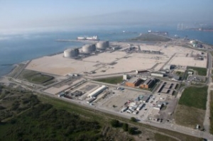 Fosmax LNG Adds Transshipment Service at Fos Cavaou