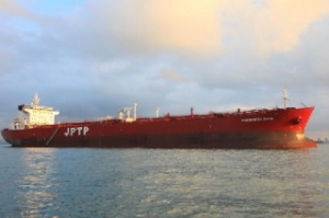Jiangsu Hantong Inks Deal to Build Up to 8 LR1 Tankers