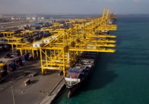Rotterdam Offers Discount for LNG Bunkering