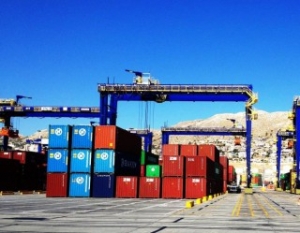 Piraeus Container Terminal Bolsters Crane Capacity
