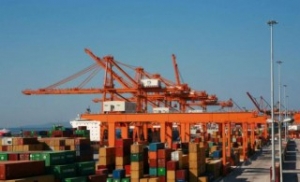 Cosco Ups Its Offer for Piraeus