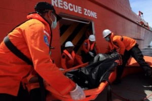 One Dies, 26 Evacuated as Tanker Sinks in Malacca Strait