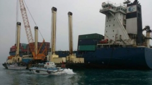 VIDEO: TS Taipeis Oil Spill Clean-Up Continues