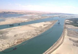 Grounded Bulker Refloated in Suez, Traffic Unaffected