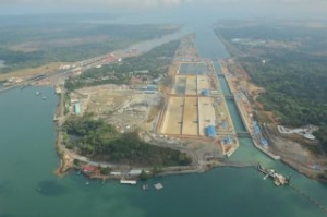 Neopanamax Bulker to Test Panama Canals Agua Clara Locks