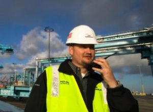 Swedish Dockworkers Proceed with Strike Despite Mediation