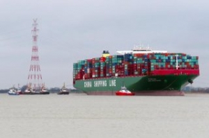 Port of Hamburgs Q1 Throughput Down amid Slowdown in China