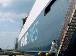 Neptune Lines Adds Service in Middle East