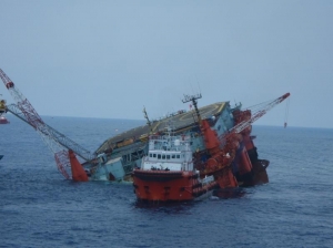 T&T Salvage Strengthens Singapore Team