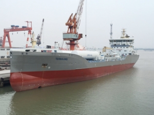 Gallery: Terntank Takes Delivery of First Dual-Fuel Product Tanker