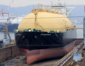 Australia Pacific LNG Sends First Cargo to Japan