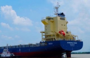 Lomar Shipping Adds Six Containerships