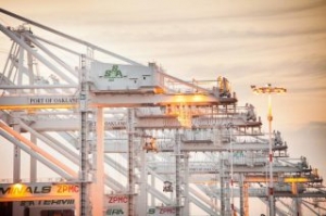 Oakland Quiets Panama Canal Fears with Best July in Decade