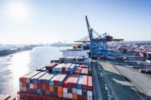 HHLAs Container Volumes Down Due to Weak Asia Traffic