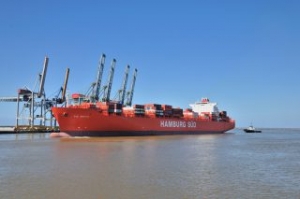 Italy Seizes Cocaine Carried aboard Boxship