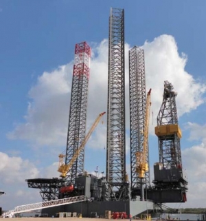 Keppel Wins US$1-Billion Transocean Jackup Rig Order