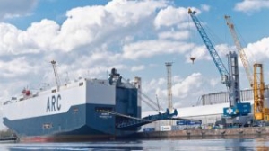 Fire-Stricken Car Carrier Gets Nod to Leave UK