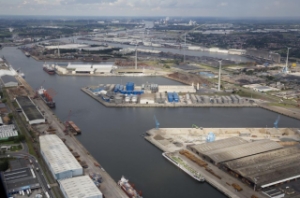 Duo Launches New Breakbulk Service between Ghent and Guinea