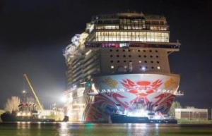 Video: Norwegian Joy Heads for China