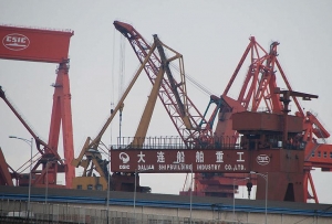 COSCO to Acquire Bulk Vessels and Crude Carriers