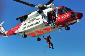UK Helps Rescue Crew of Sunken Tanker off Yemen