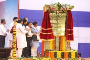 India Starts Building LNG Import Terminal in Dhamra