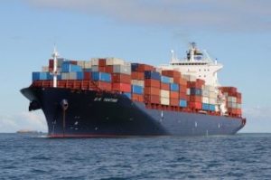 Tsakos Offloads Panamax to OEL