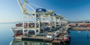 GCT Closes Deltaport Terminal amid Hazmat Incident