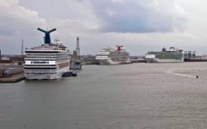 Texas Ports Brace for Hurricane Harvey