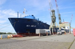 Worlds 1st Boxship Converted to LNG Launched