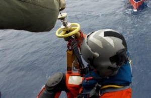 11 Crew Airlifted from Sinking Ship off Hong Kong