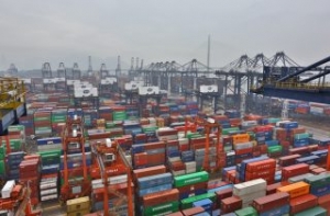 Port Ops Resume But Congestion, Delays Expected in Hong Kong