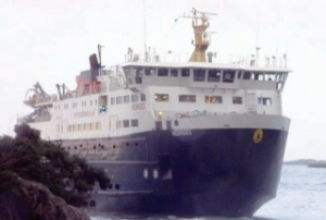 MAIB: Ferry Hebrides Grounded Due to Mechanical Failure
