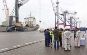 COSCO Ship Sails from China to Russia via Northern Sea Route