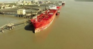 Blast Hampers Tanker Operations at Indias Kandla Port