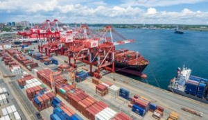 Halterm Terminal to Boost Ultra-Class Boxship Handling Capabilities