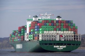 MAIB: Ever Smart Loses 42 Boxes off Japan