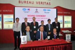Bureau Veritas Seals Classification Deal for World’s Largest LNG-Fueled Boxships
