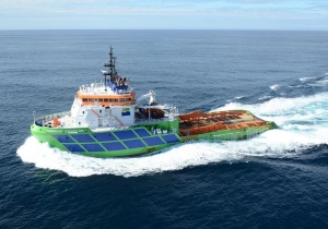 Fairmount Marine Tows ENSCO Rig to Singapore