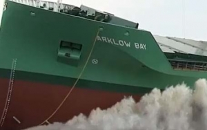 Video: Ferus Smit Splashes 2nd for Arklow Shipping