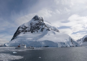ECSA Warns of Icebergs Ahead