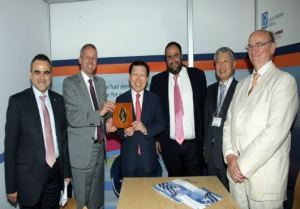 LNG-Fuelled Ultra-Large Container Ships on the Horizon