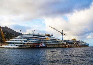 Genoa Only Italian Port Fit for Concordia Scrapping, Costa Crociere Says