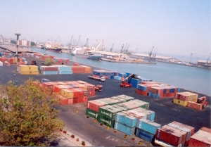 Indias Shipping Logistics Costly and Inefficient