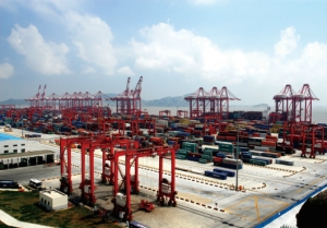 China Lifts Foreign Investment Restrictions in Shanghai Free-Trade Zone