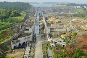 VIDEO: Panama Canal Pilots Voice Navigation Concerns
