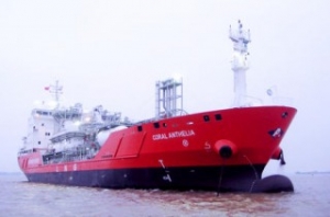 Caterpillar Performs First Dual Fuel Engine Retrofit in Hull
